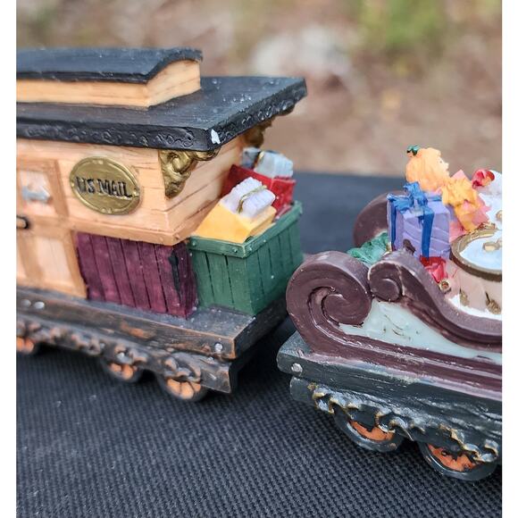 JC Penney Home Towne Express 1998 Christmas Train Cars Set of 4 - Picture 4 of 10